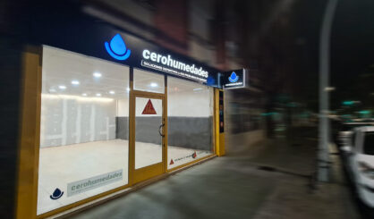 rótulo luminoso metálico
